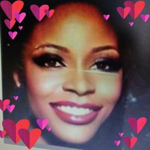 Meet your Posher, Flora